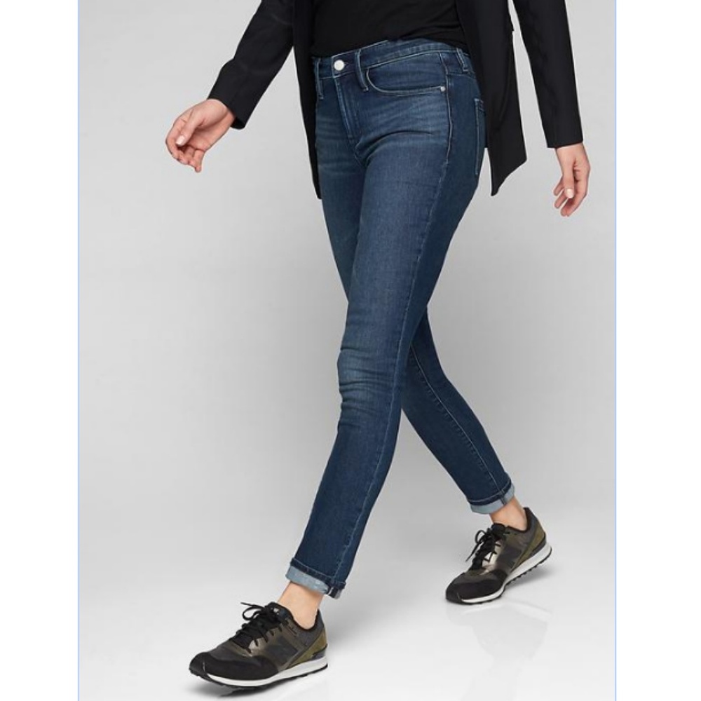Athleta Sculptek Dark Wash Skinny Jeans